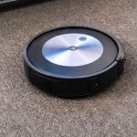 Recenzii pe scurt: iRobot Roomba J7 J7158